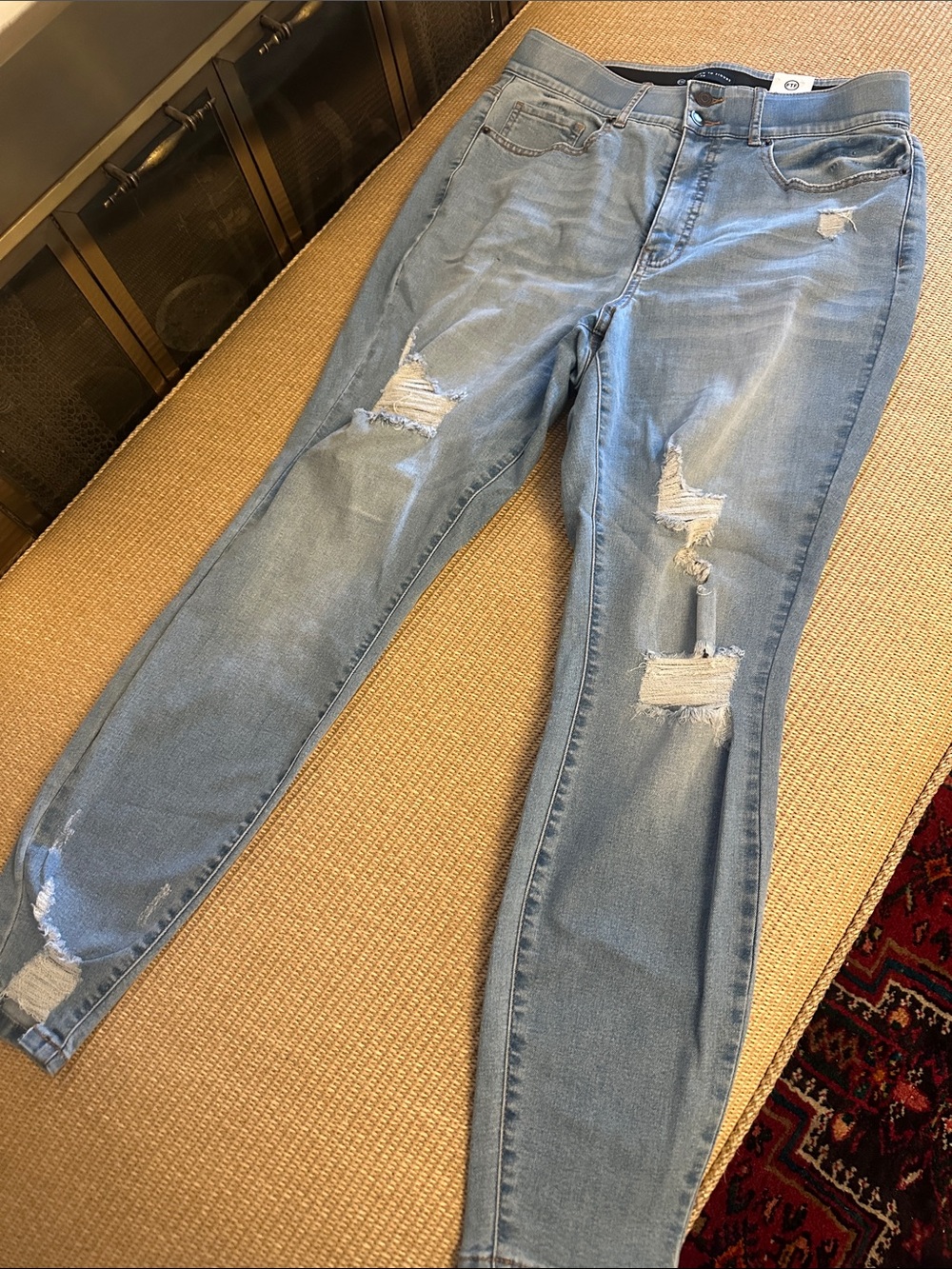 💜#70 BNWT Fashion to Figure Light Blue Distressed Skinny Jeans